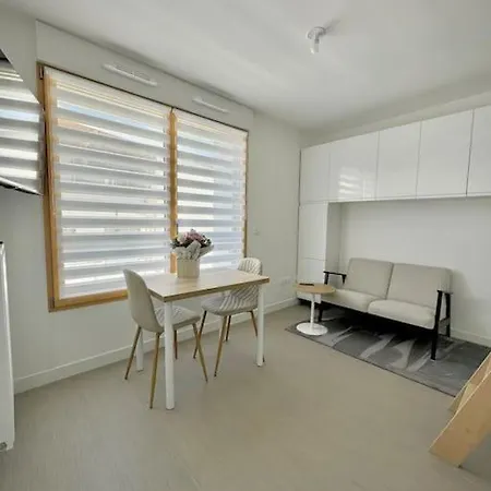 Apartment Neuf En Bord De Seine